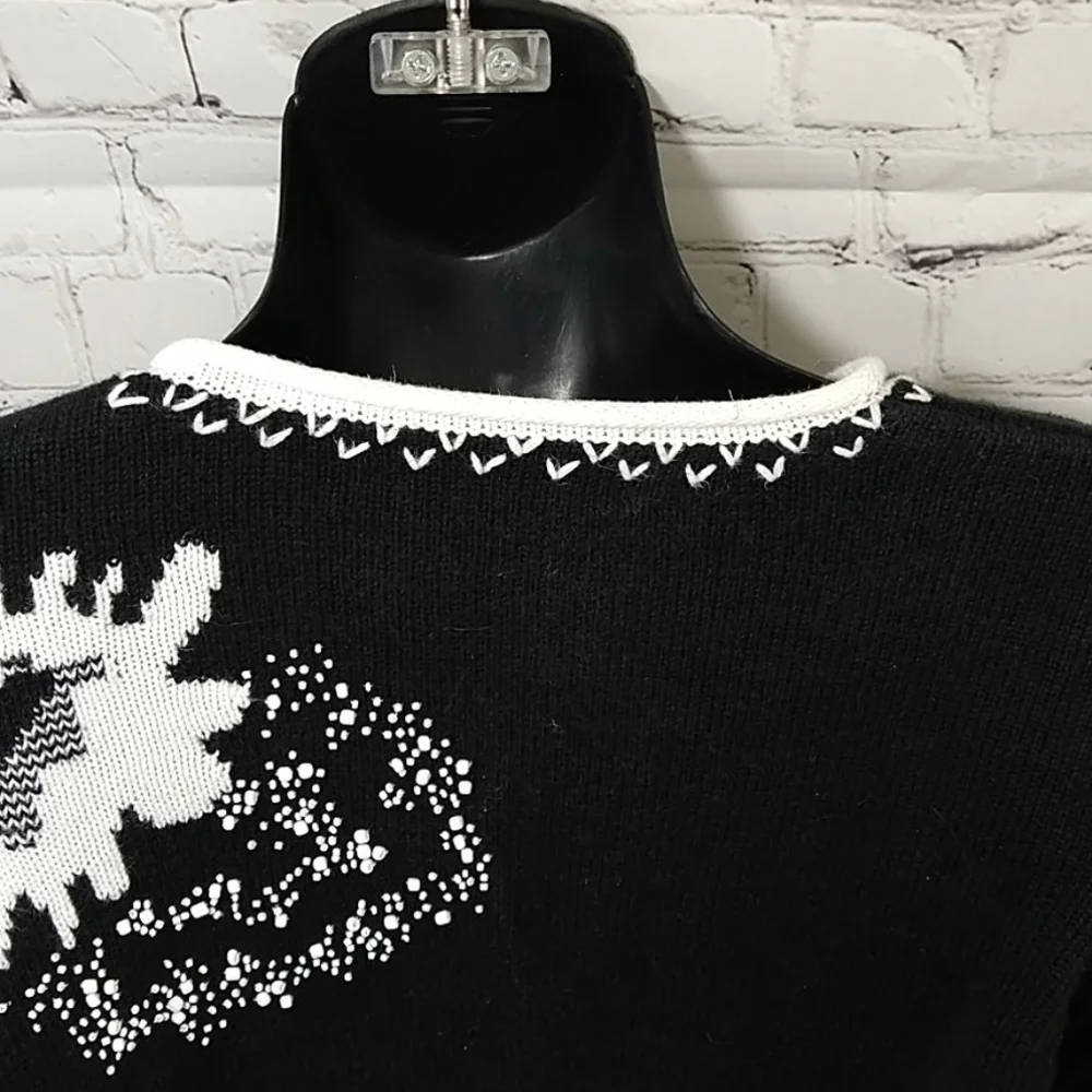 Susan Bristol Black and White Sweater Jacket